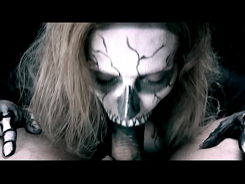 ❤️ Demoon meisie suig haan met haar swart mond en sluk cum. ❤️ Pornovideo op af.mrvideospornogratis.ru ﹏